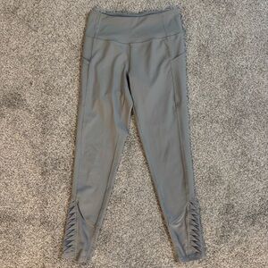 Victoria's Secret Sport Knockout Size S Gray Cut Out Sheer Ruffle Leggings